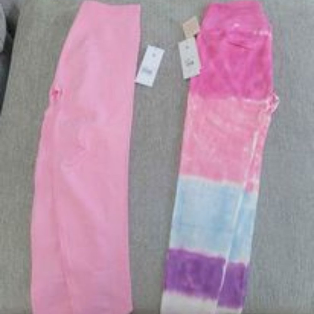 2 brand new pairs of spiritual gangster leggings